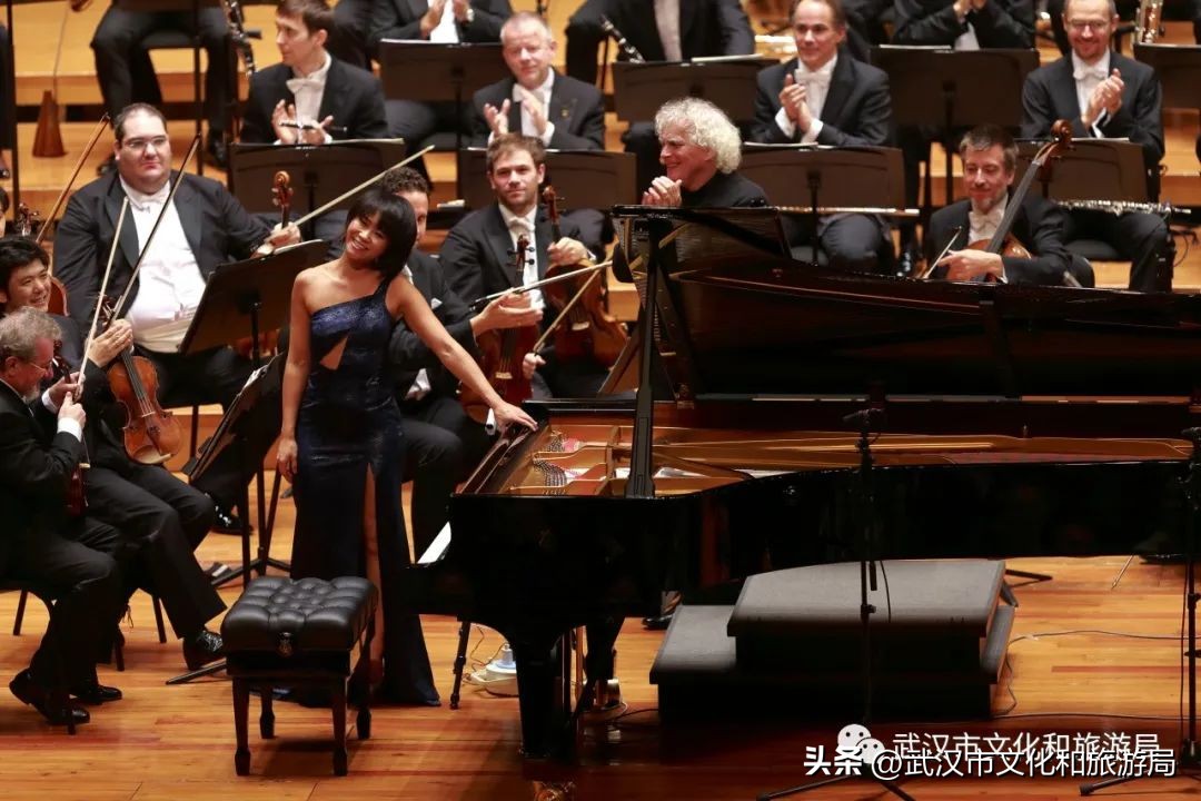 西餐厅适合播什么音乐剧_适合餐厅播放的纯音乐_餐厅播放的音乐