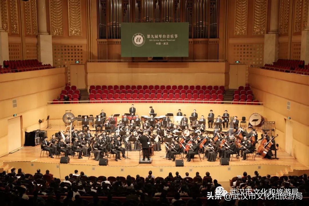 餐厅播放的音乐_适合餐厅播放的纯音乐_西餐厅适合播什么音乐剧